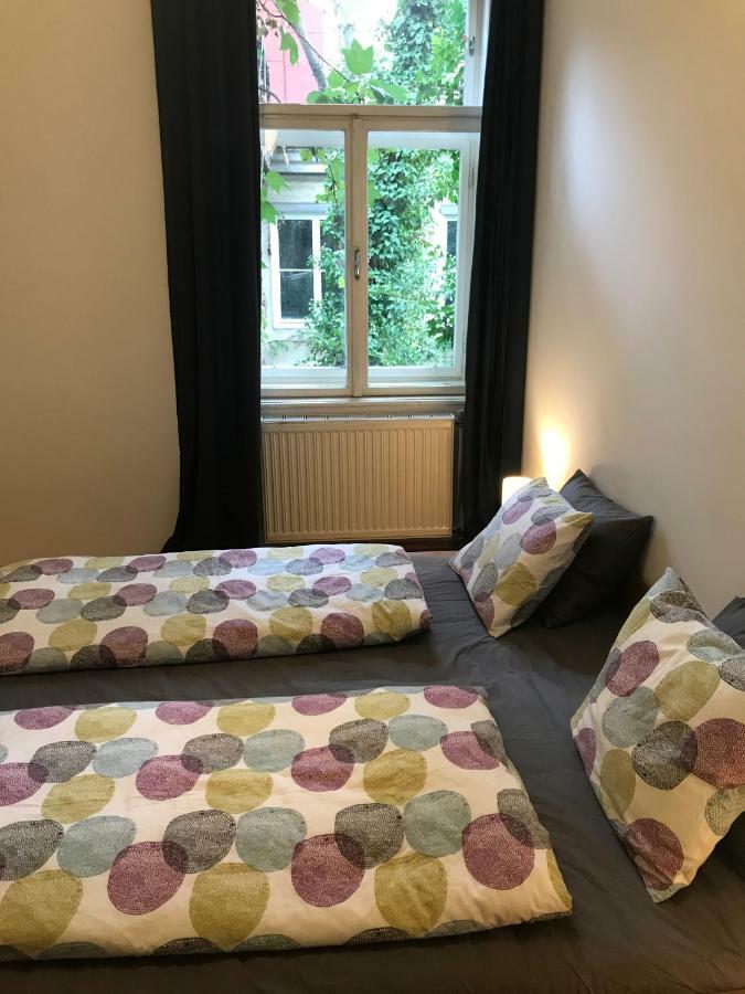 Wiener Lebensgefuehl Im Herzen Der Josefstadt Apartment Ngoại thất bức ảnh