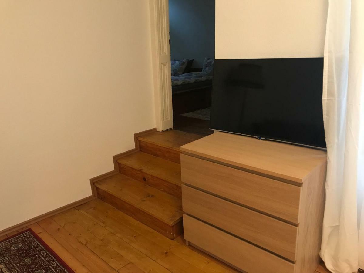 Wiener Lebensgefuehl Im Herzen Der Josefstadt Apartment Ngoại thất bức ảnh